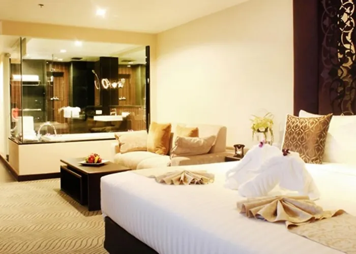 Furama Silom Hotel 4*