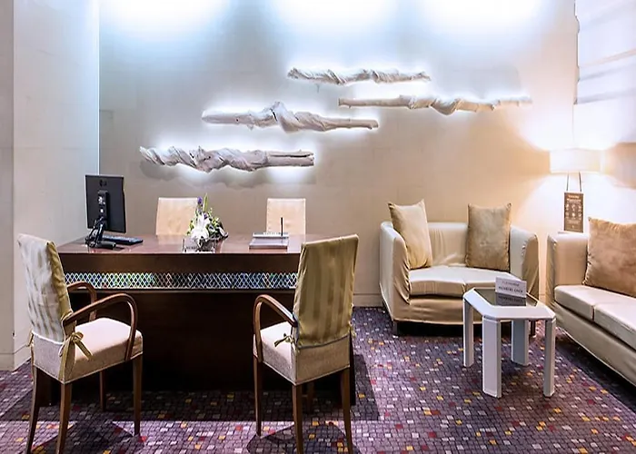 Furama Silom Hotel 4*