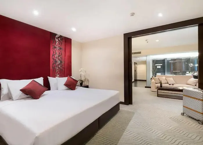 Furama Silom 4*