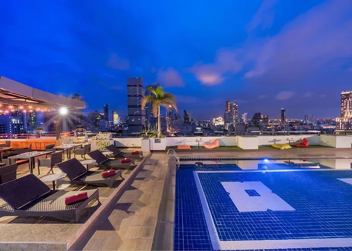 Furama Silom Hotel 4*