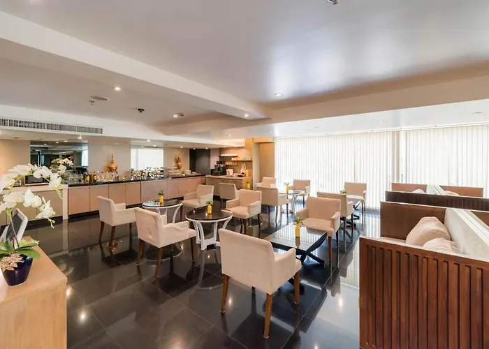 Furama Silom 4*